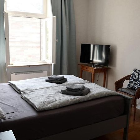 Апартаменты Haus Am Seerhein Констанц Экстерьер фото