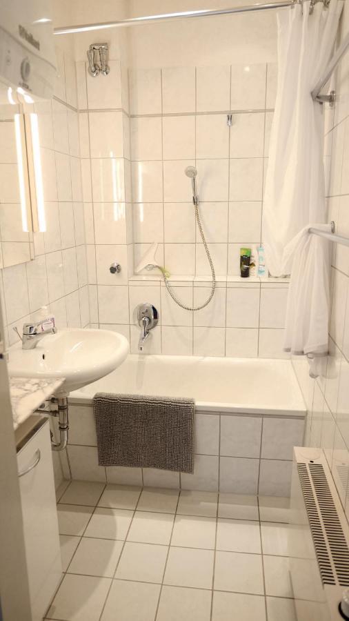 Апартаменты Haus Am Seerhein Констанц Экстерьер фото